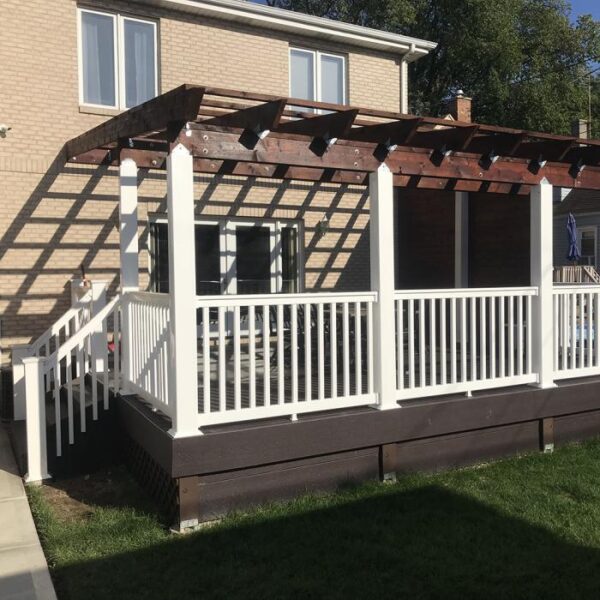 Harrington White vinyl railing with lattice